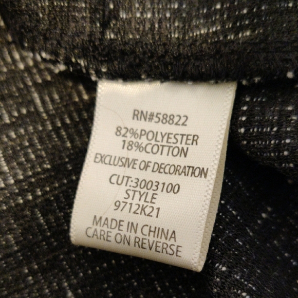 Max Studio. Women's Black and White Tweed Jacket - Picture 6 of 13